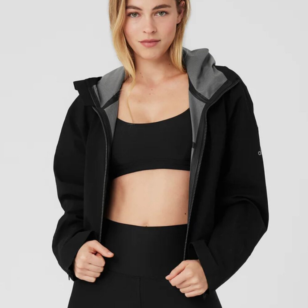 Alo Yoga Rain or Shine Jacket – Black